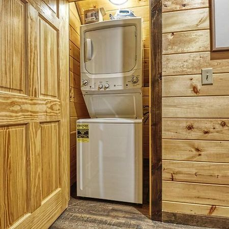 Adventure Retreat/Cabin/Pool+Hot Tub/Game Room+Theater Sevierville Exterior photo