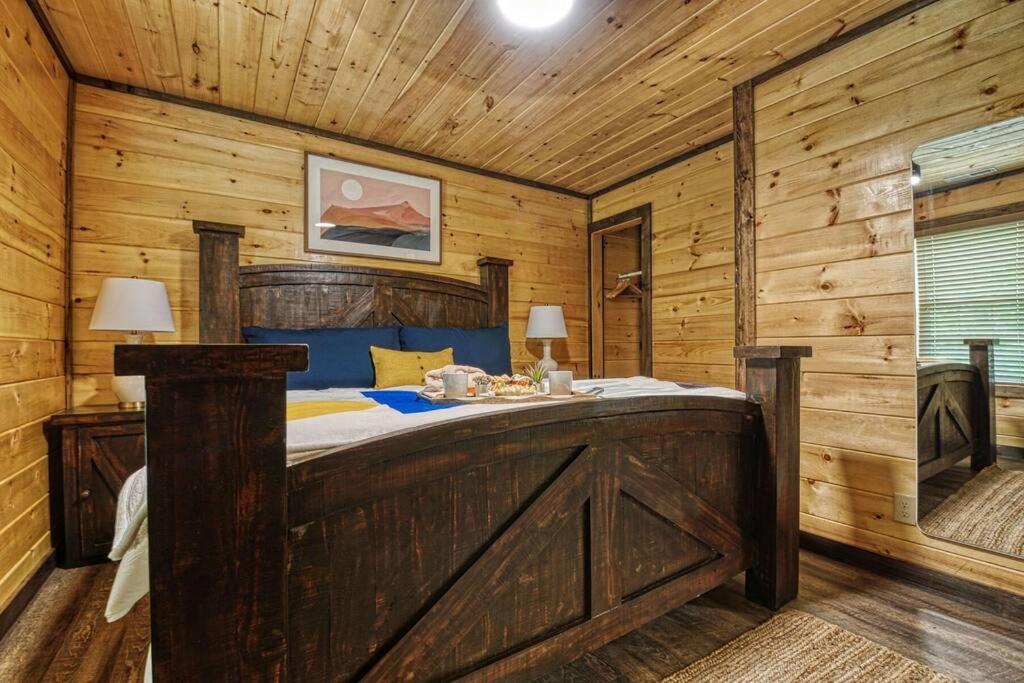 Adventure Retreat/Cabin/Pool+Hot Tub/Game Room+Theater Sevierville Exterior photo